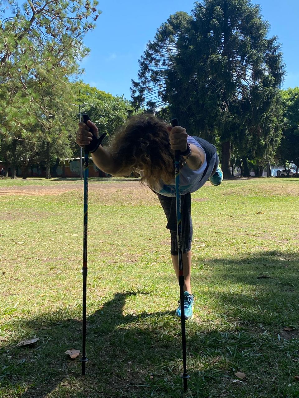 Sesión de Nordic Yoga al aire libre